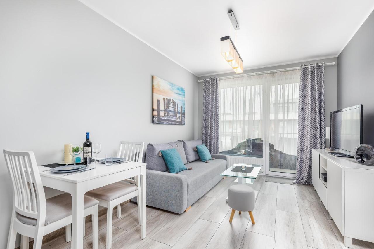 Apartamenty Osiedle Bursztynowe III By Noclegi Renters โควอบเซก ภายนอก รูปภาพ
